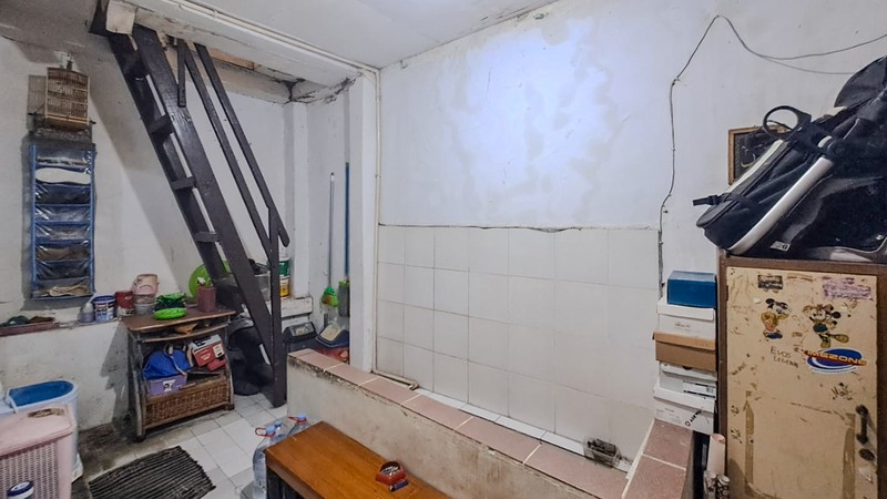 Rumah Klasik di Kebon Kacang Tanah Abang dekat GI Thamrin Menteng