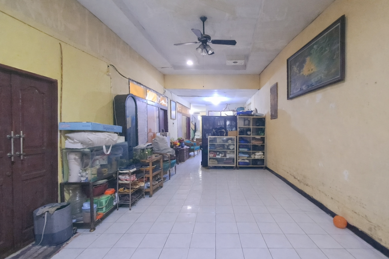 Rumah Klasik di Kebon Kacang Tanah Abang dekat GI Thamrin Menteng