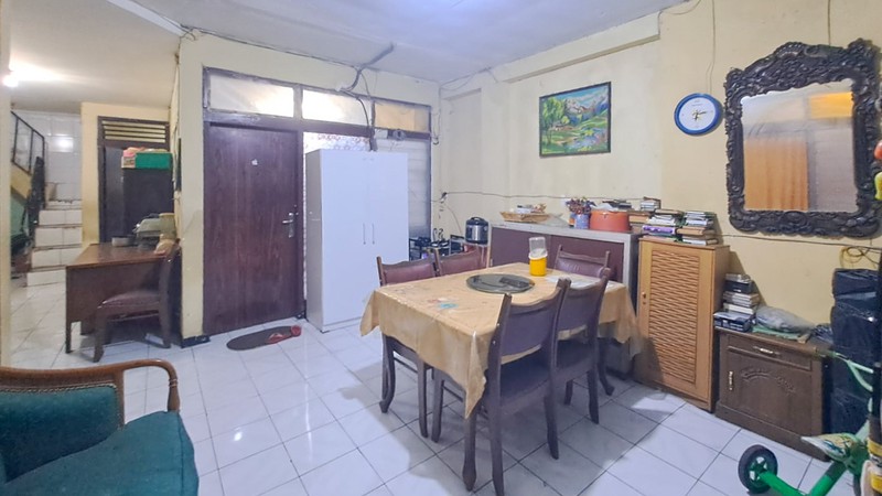 Rumah Klasik di Kebon Kacang Tanah Abang dekat GI Thamrin Menteng