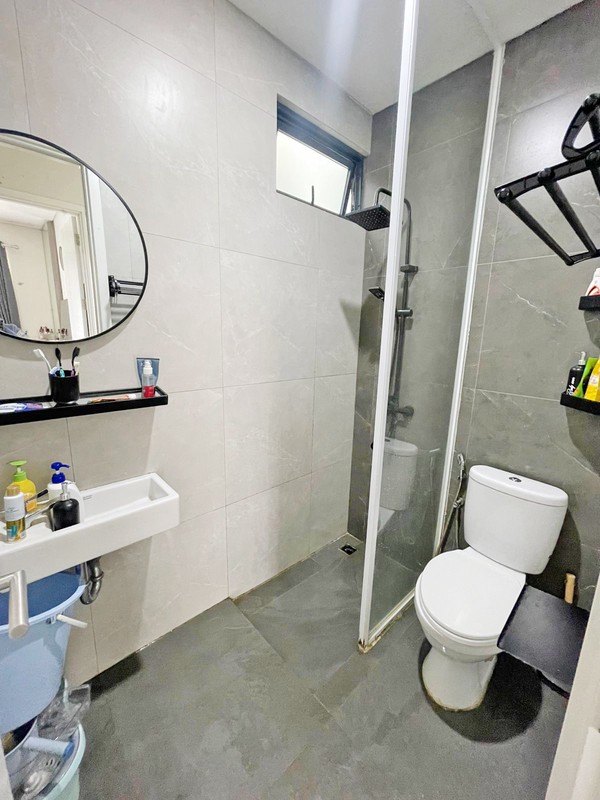 Rumah Modern Minimalis di Cluster Hyra Graha Raya - Siap Huni & Strategis