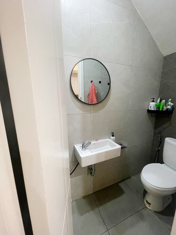 Rumah Modern Minimalis di Cluster Hyra Graha Raya - Siap Huni & Strategis