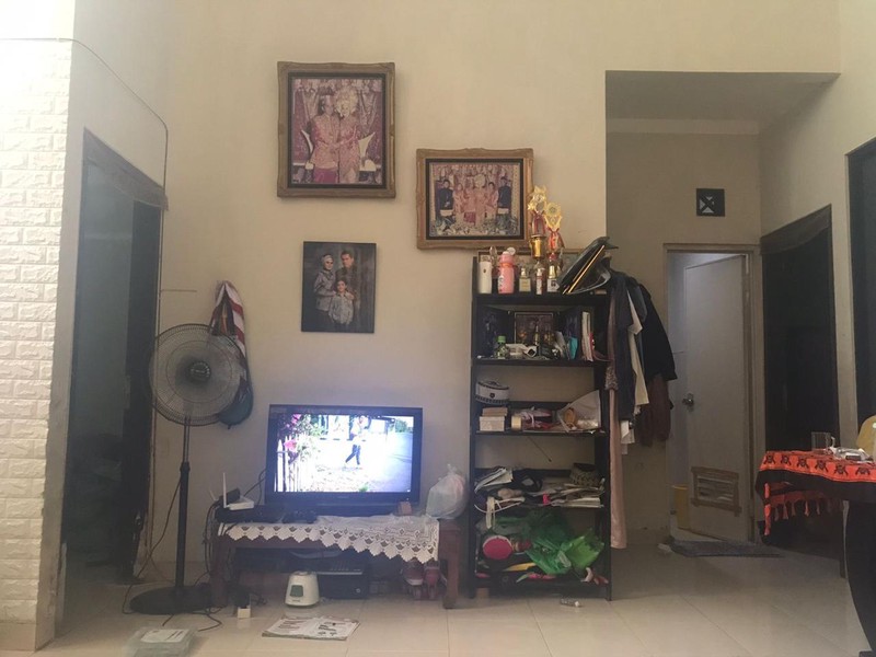 Rumah dengan Desain Modern Hunian Nyaman dan Asri @Graha Raya