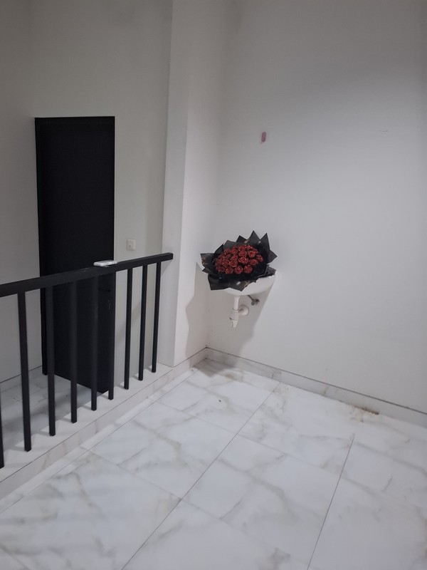 1 Milyar-an Dijual Rumah Baru Babatan Pratama Wiyung Surabaya Barat  - New Baru Minimalis Modern 2 Lantai dekat Taman Pondok Indah, Royal Residence , Babatan Mukti, Pakuwon Mall  
