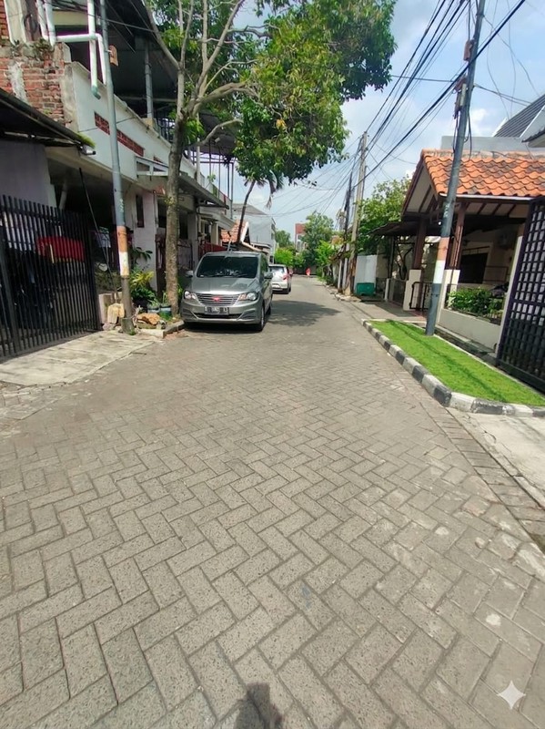 1 Milyar-an Dijual Rumah Baru Babatan Pratama Wiyung Surabaya Barat  - New Baru Minimalis Modern 2 Lantai dekat Taman Pondok Indah, Royal Residence , Babatan Mukti, Pakuwon Mall  
