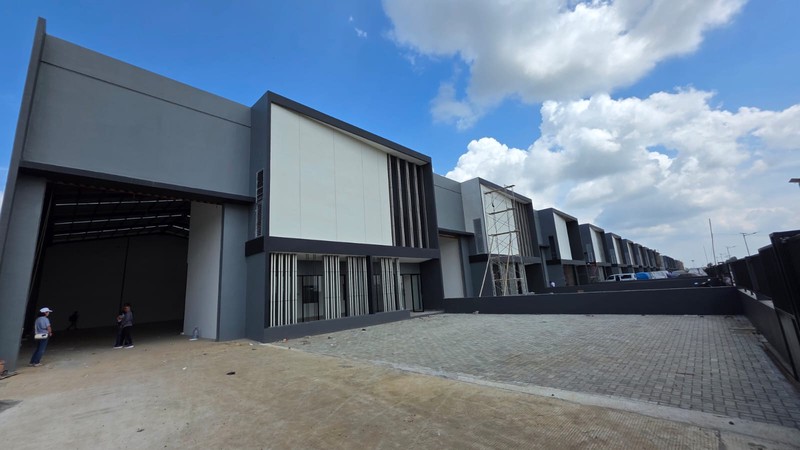 KAWASAN GUDANG DAN INDUSTRI