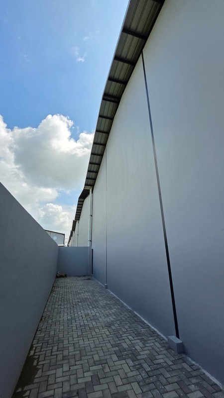 KAWASAN GUDANG DAN INDUSTRI