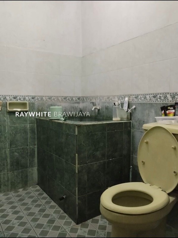 Rumah Tua Hitung Tanah Dekat Taman Eco Park Area Tebet Timur