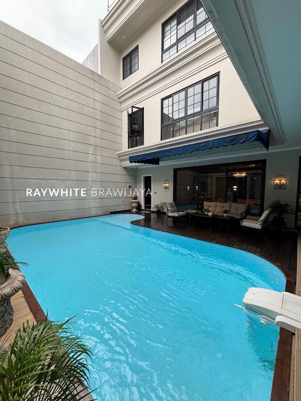 Rumah Mewah Siap Huni Area Cempaka Putih, JakPus