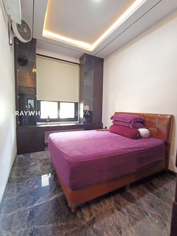 Rumah Modern dalam Cluster Premium Lokasi Strategis Area Kemanggisan