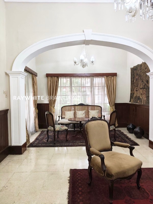 Rumah Siap Huni Terawat Area Menteng Jakarta Pusat