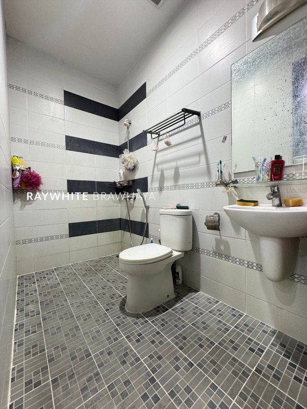 Rumah Siap Huni Lokasi Strategis Area Tebet Barat Dalam, Jakarta Selatan