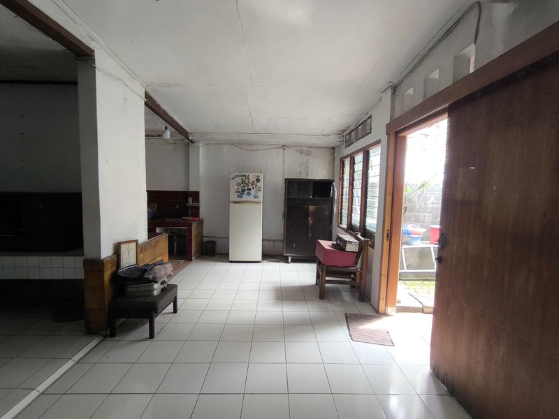 Rumah Disewakan di Jalan Warung Jati
