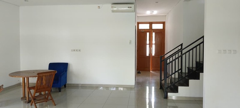 Rumah Disewakan di Jalan Kemang Selatan
