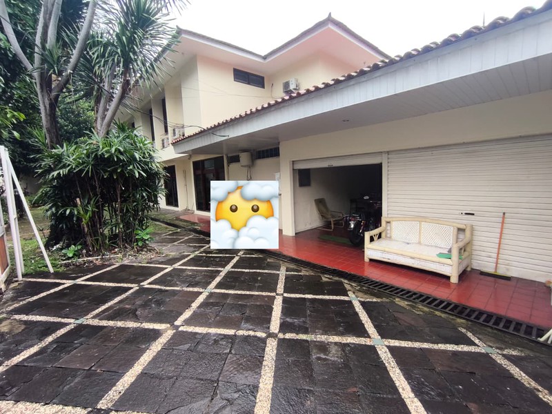 Rumah Disewakan di Jalan Kemang Selatan