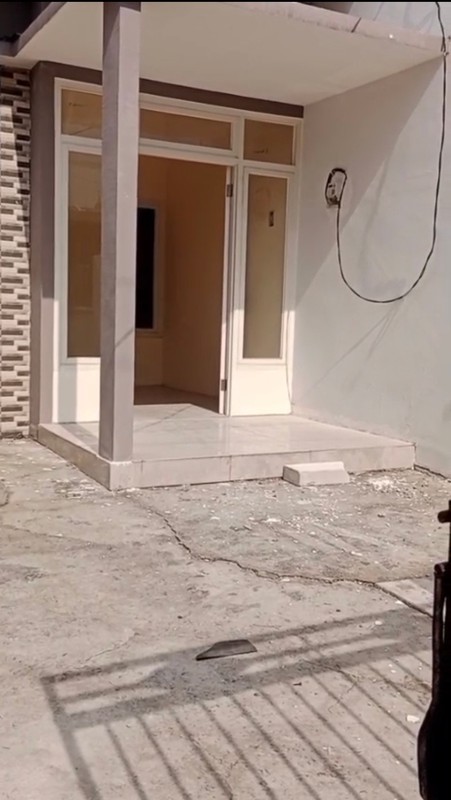 Av10. Dijual Rumah Baru Medokan Ayu Putra Bangsa Rungkut Surabaya Timur 