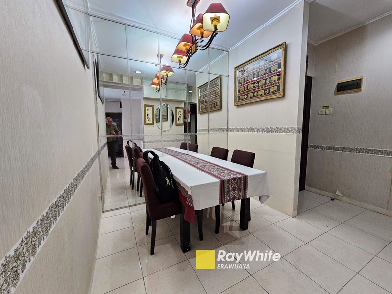 Unit di Apartemen Casablanca Mansion, Tebet, Lantai 1, Swimming Pool View, Dekat Mal Kokas