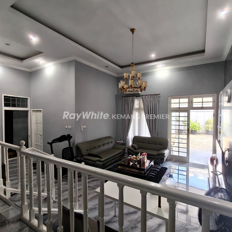 Rumah Baru renovasi 2024 , siap huni tinggal bawa koper area Cipete Kebayoran Baru