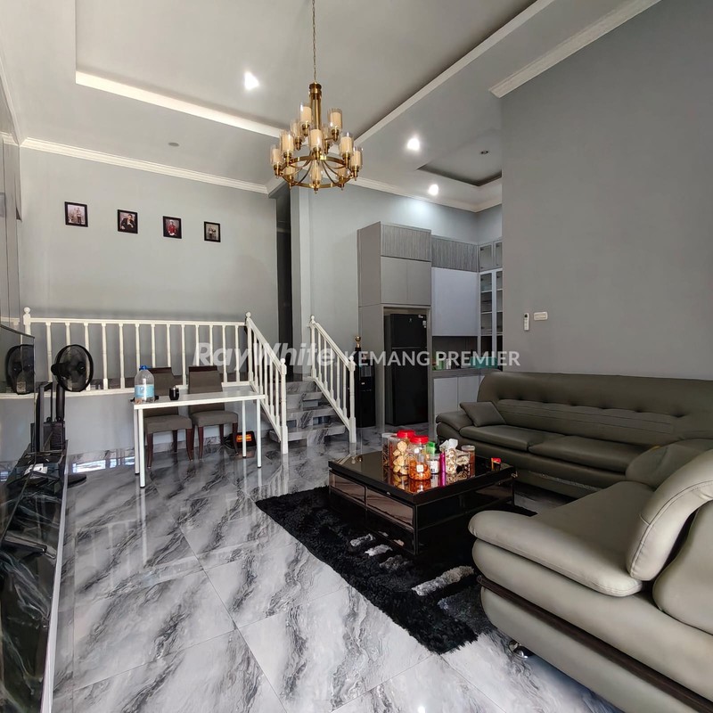 Rumah Baru renovasi 2024 , siap huni tinggal bawa koper area Cipete Kebayoran Baru