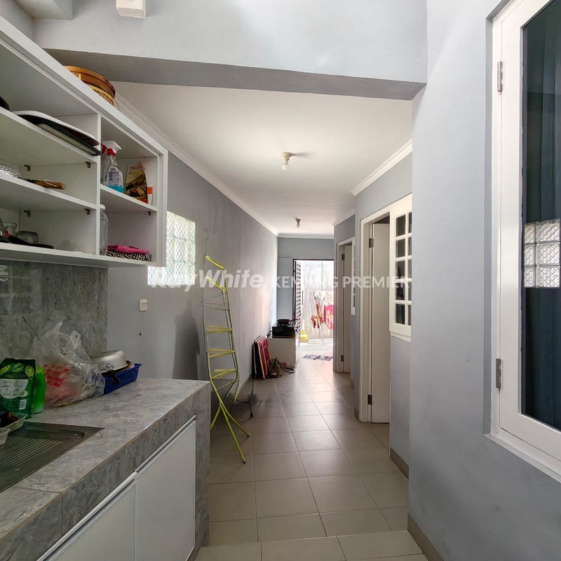 Rumah Baru renovasi 2024 , siap huni tinggal bawa koper area Cipete Kebayoran Baru