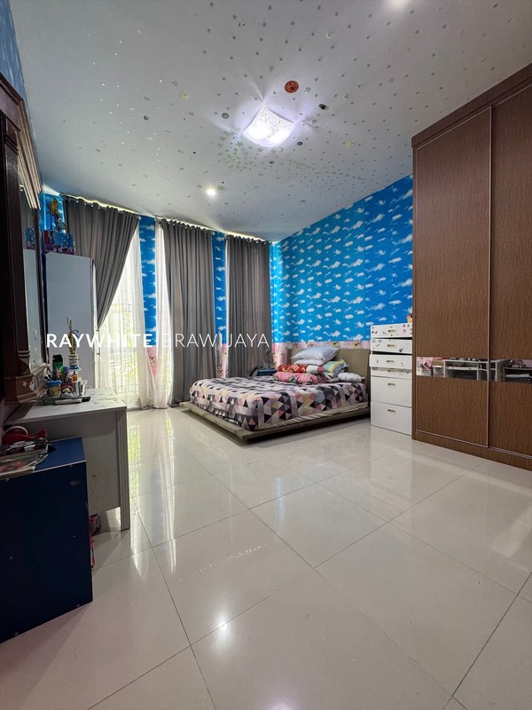 Rumah Siap Huni Lokasi Strategis Area Tebet Barat Dalam, Jakarta Selatan