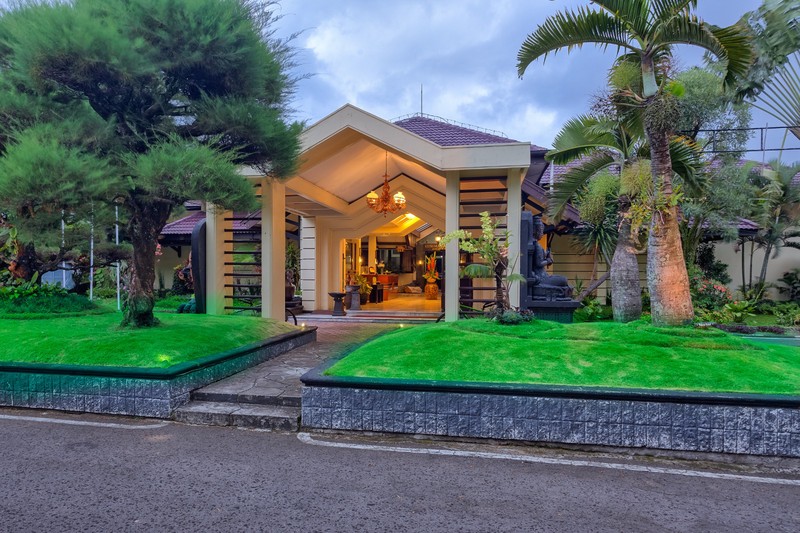 2043. Dijual Hotel Aktif Jl Candi Panggung, Soekarno Hatta Lowokwaru Malang