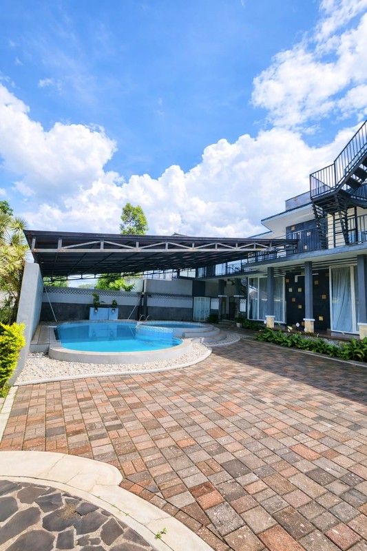 Villa di Cipanas Dekat Istana Cipanas