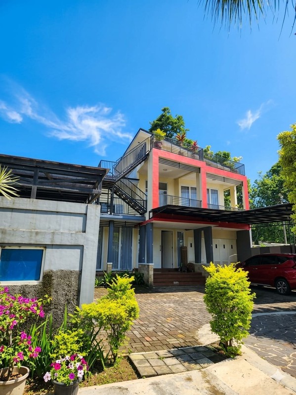 Villa di Cipanas Dekat Istana Cipanas