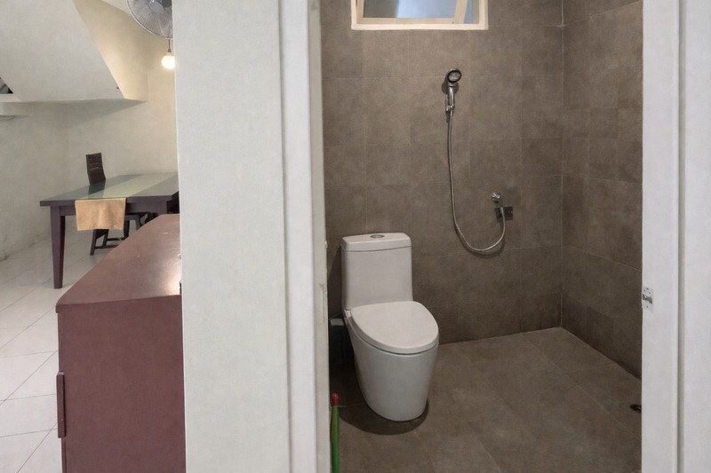 Rumah Lebar 8 Rapih Terawat di Gading Arcadia, Kelapa Gading. Siap Huni