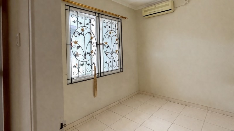 Rumah Lebar 8 Rapih Terawat di Gading Arcadia, Kelapa Gading. Siap Huni