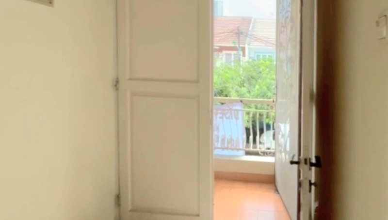 Rumah Lebar 8 Rapih Terawat di Gading Arcadia, Kelapa Gading. Siap Huni