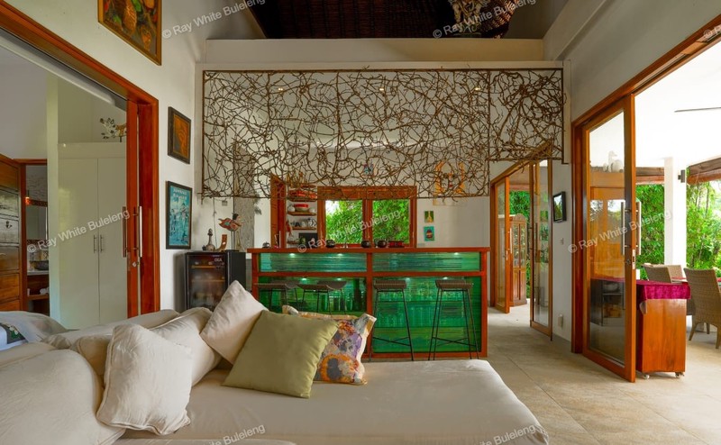 Dream Coastal Villa - Pool & Gazebos, Resort-Size Swimming Pool