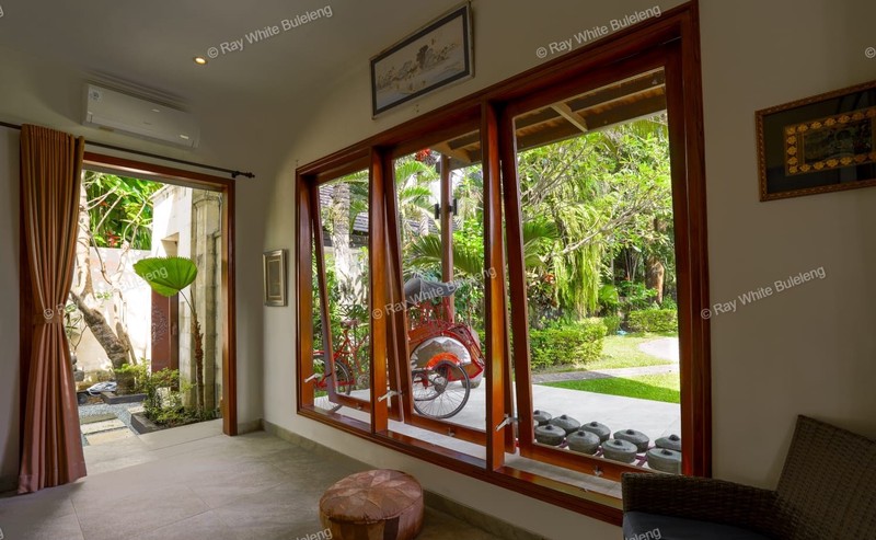 Dream Coastal Villa - Pool & Gazebos, Resort-Size Swimming Pool