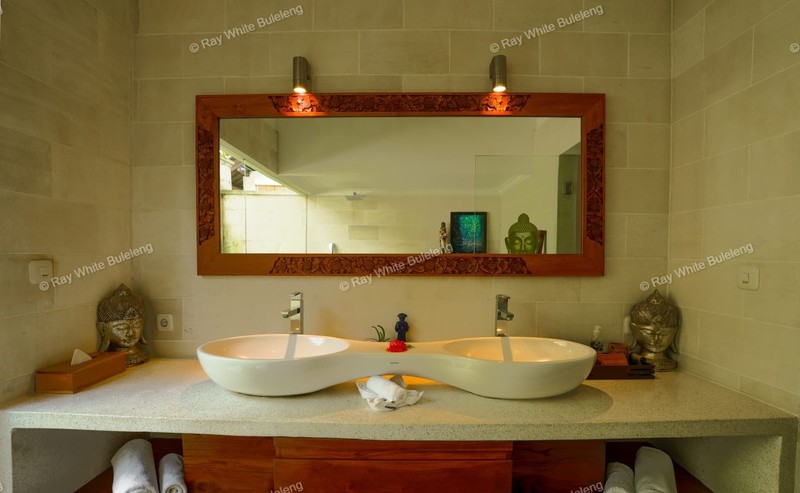 Dream Coastal Villa - Pool & Gazebos, Resort-Size Swimming Pool