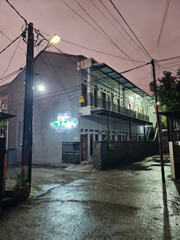 DI JUAL RUMAH KOST  ASRI  2 LANTAI DI JAKA MULYA BEKASI