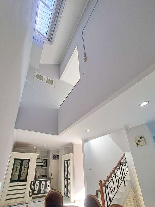 Rumah di Kasuari Bintaro Jaya Sektor 9, dekat Maleo, Mertilang