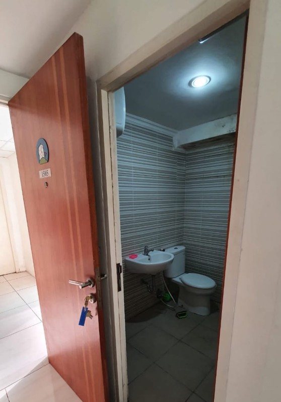 1824. Dijual Apartemen Puncak Bukit Golf Tower B Surabaya Barat
