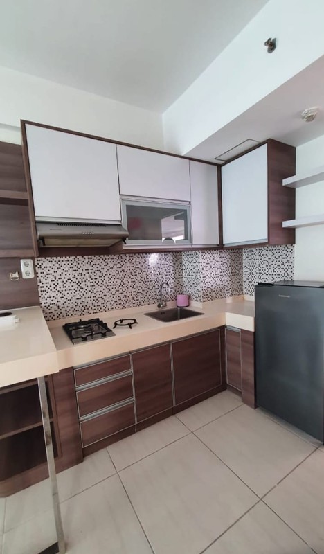 1824. Dijual Apartemen Puncak Bukit Golf Tower B Surabaya Barat