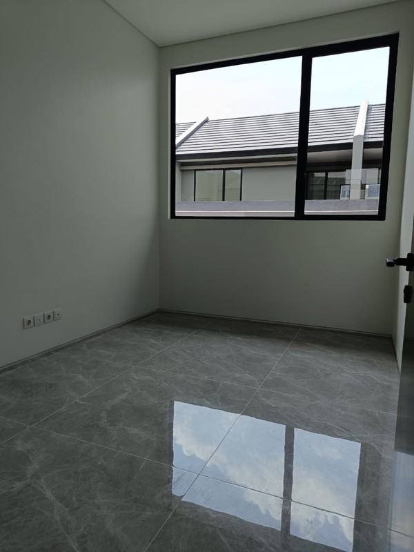 Dijual Cepat Rumah Baru PLUS ROOFTOP District 9 Citraland Utama Tipe ARDMORE Surabaya Barat
