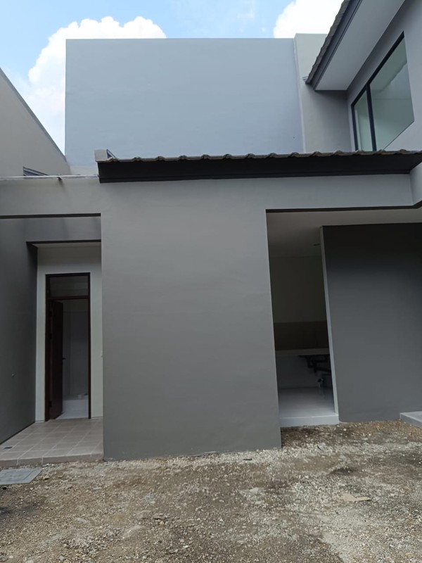Dijual Cepat Rumah Baru PLUS ROOFTOP District 9 Citraland Utama Tipe ARDMORE Surabaya Barat