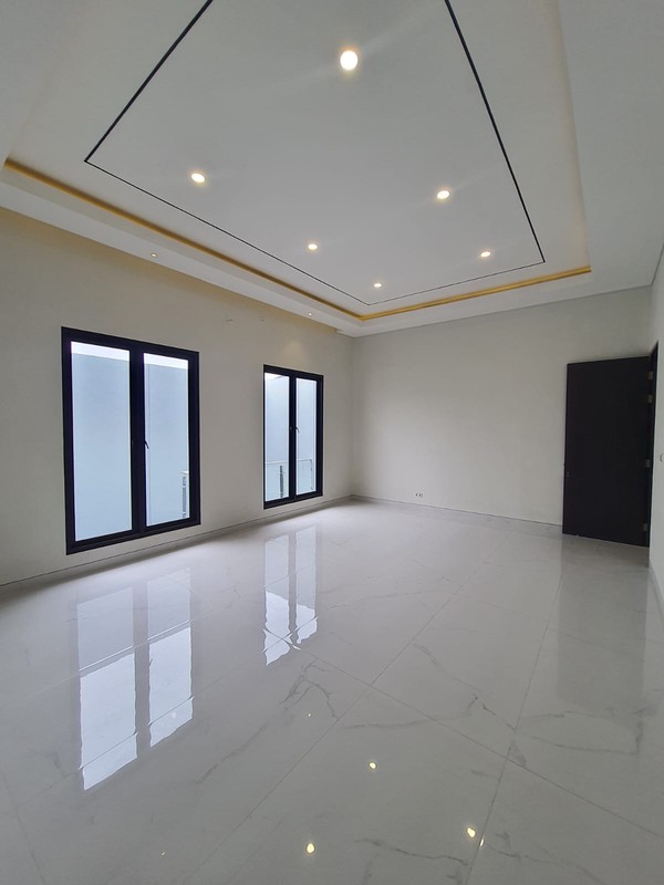 Dijual Rumah Baru Fullerton Place - Raffles Garden Citraland - Newton Hill Strategis Dekat Pakuwon Indah , Graha Family 