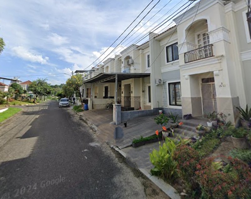 Rumah dua lantai di Perum Citra Garden  Negeri Olok Gading Teluk Betung Barat