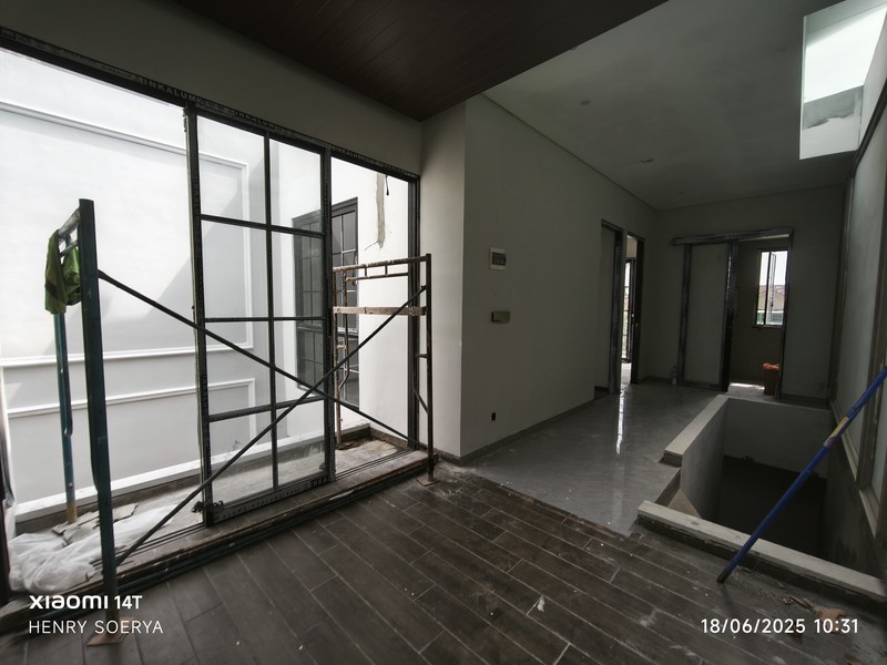 1808. Dijual Rumah Baru Manyar Tirtoyoso Utara Sukolilo Surabaya