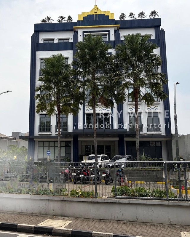 Gedung 5 Lantai Lebak Bulus Selangkah Ke MRT , Jakarta Selatan