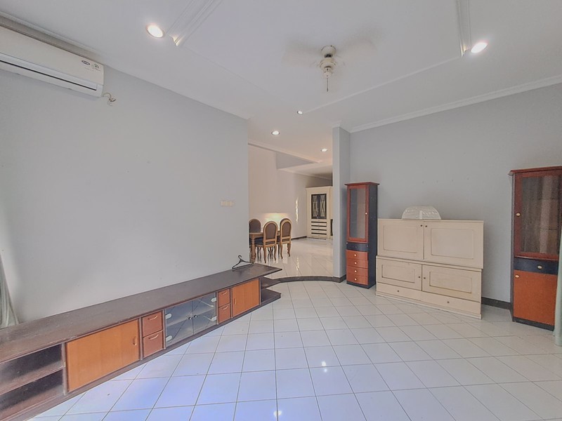 Rumah di Kasuari Bintaro Jaya Sektor 9, dekat Maleo, Mertilang