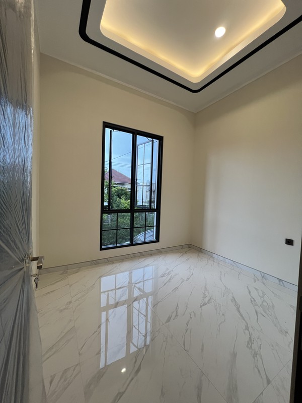 Li90 Dijual Rumah Baru Araya Galaxy Bumi Permai Sukolilo Surabaya 