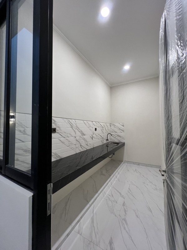 Li90 Dijual Rumah Baru Araya Galaxy Bumi Permai Sukolilo Surabaya 