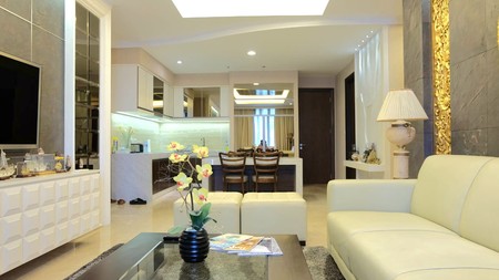 Apartemen Residence 8, Senopati, Kebayoran Baru, Private lift, high floor