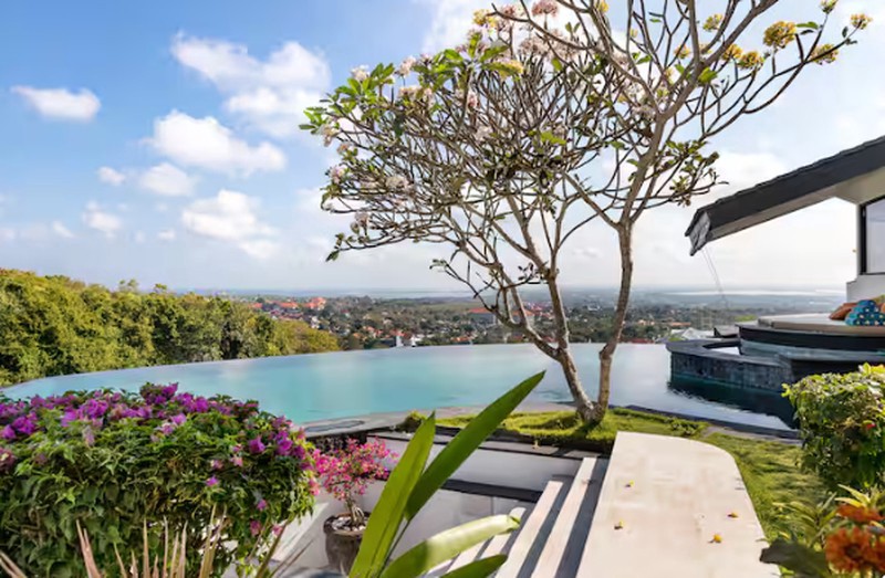 For Sale Freehold - Villa with beautiful view in Jimbaran Bali