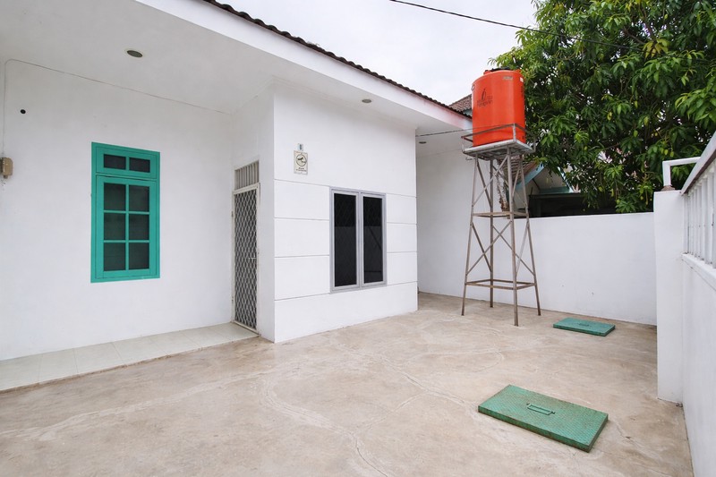 Rumah rapih, bersih, dan siap huni di Gading Griya Lestari, Kelapa Gading, luas 8x15m2.