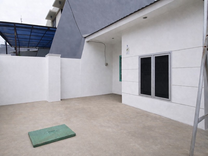 Rumah rapih, bersih, dan siap huni di Gading Griya Lestari, Kelapa Gading, luas 8x15m2.